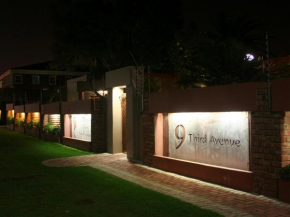 A La Martha's Air-Port Guest House
